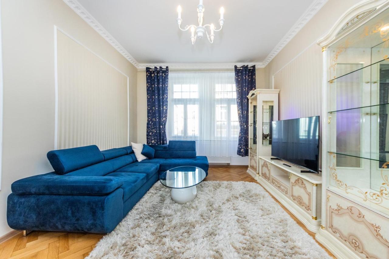 דירות פראג Prostorny Tripokojovy Apartman U Nabrezi Vltavy מראה חיצוני תמונה